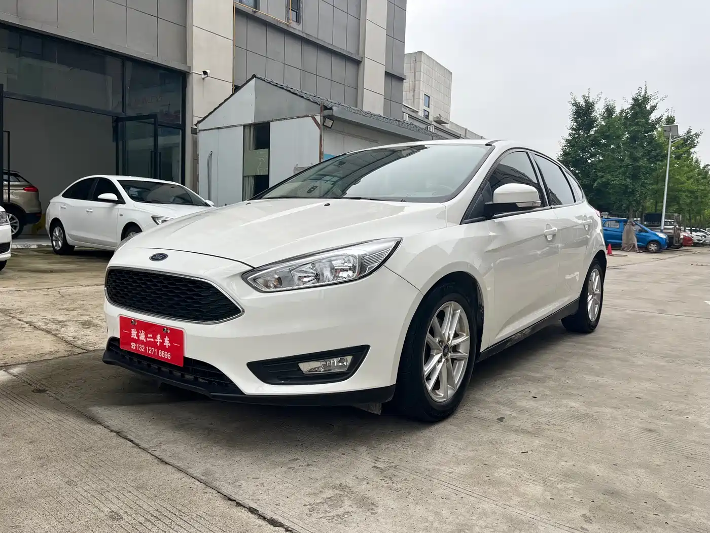 Фото 1 - Ford Focus