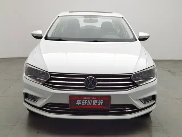 Volkswagen Bora 2017 1.6L Automatic Comfort — фото 3