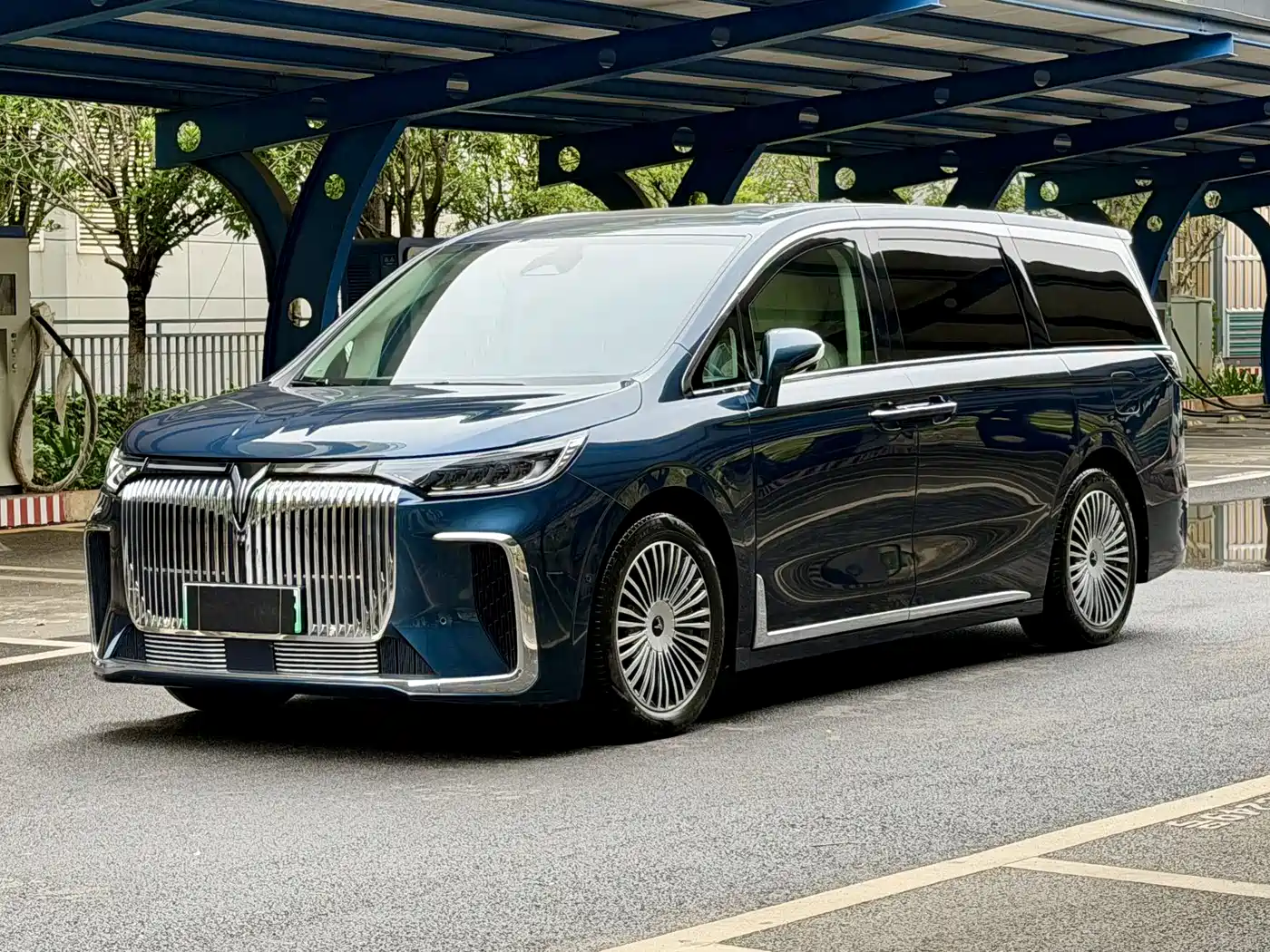 Voyah Auto Voyah Dreamer 2025 PHEV AWD Flagship Kunpeng Edition