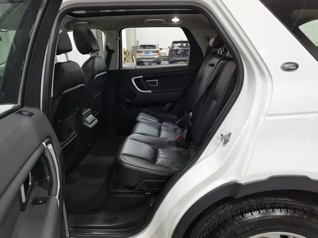 Фото 15 - Land Rover Discovery Sport