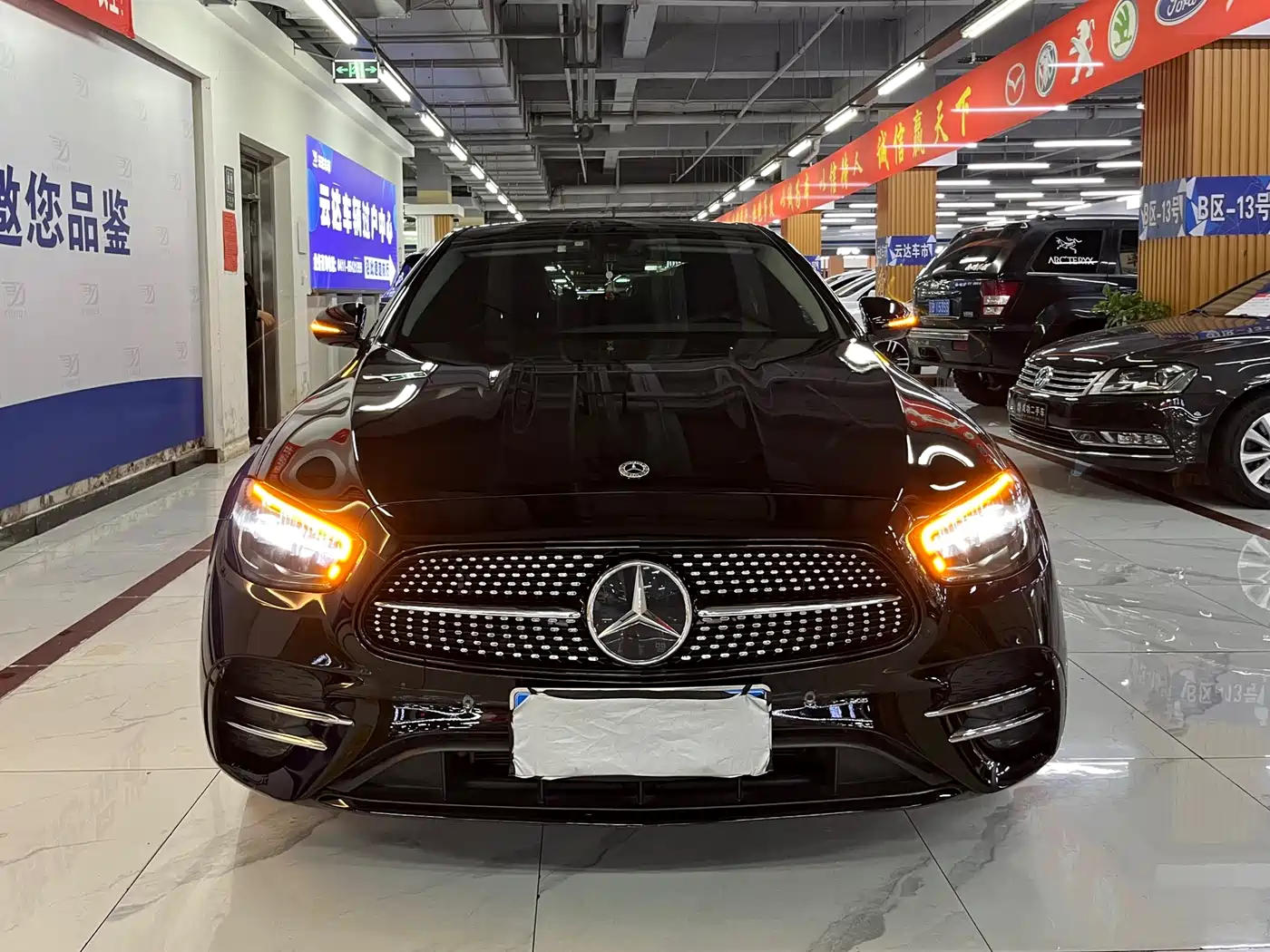 MERCEDES-BENZ E CLASS