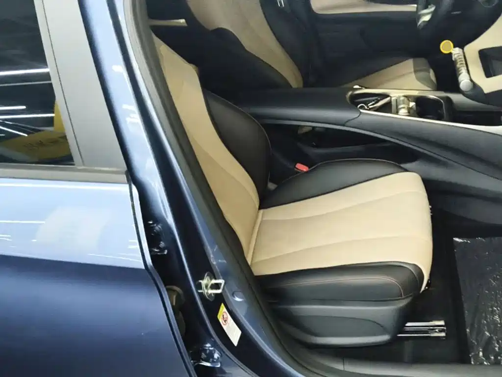 Photo 25 - BYD Dolphin