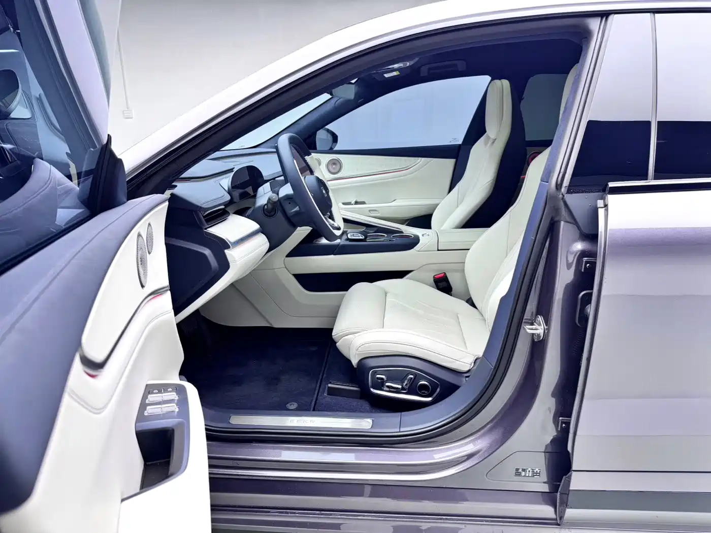 ZEEKR EXTREME KRYPTON 001