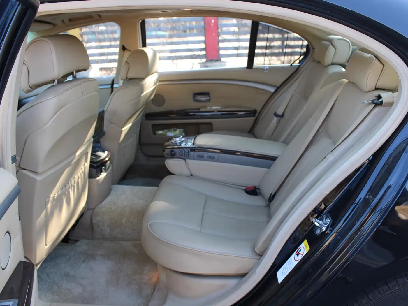 BMW 7 Series 2005 Model 750Li фото 11