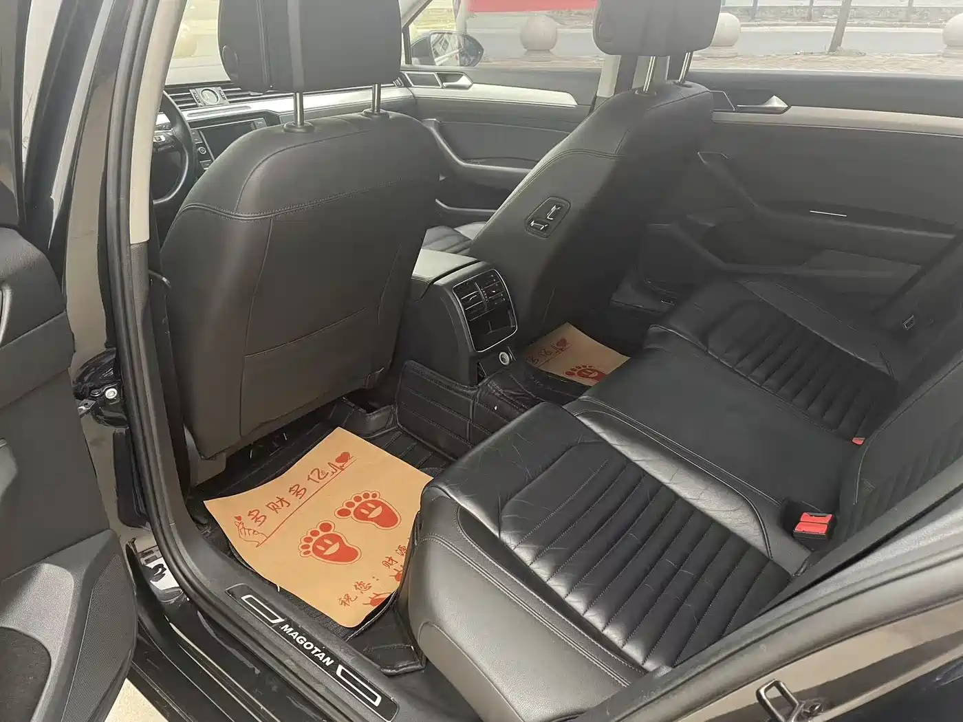 Volkswagen Magotan 2018 330TSI DSG Luxury фото 7