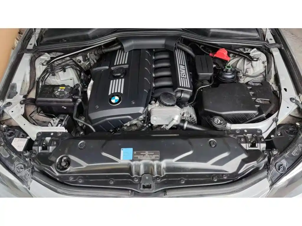 Фото 3 - BMW 5 Series