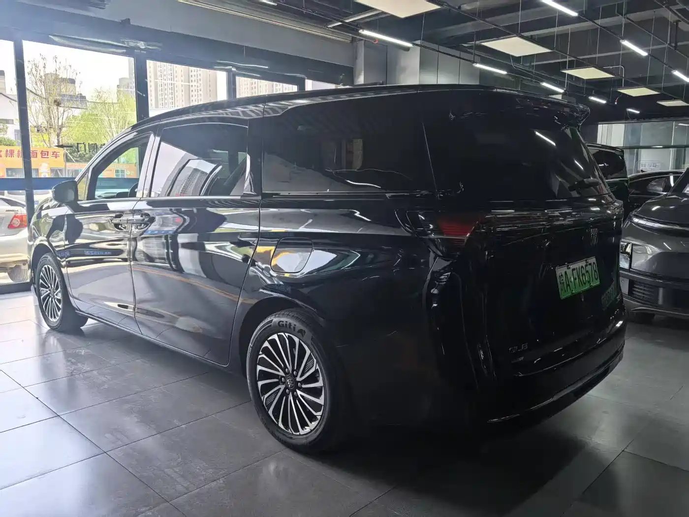 BUICK GL8 NEW ENERGY