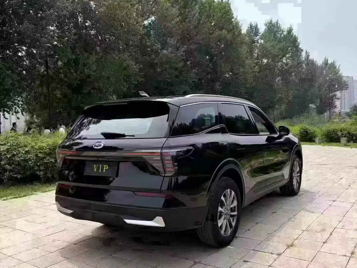 Ford Edge 2025 2025 Edge L 2.0T EcoBoost AWD 7-seater Fashion