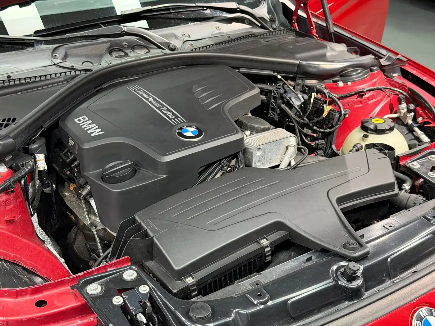 BMW 3 Series 2012 2013 320Li Fashion Model