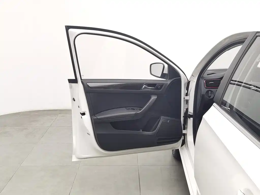 Skoda Rapid, миниатюра 8