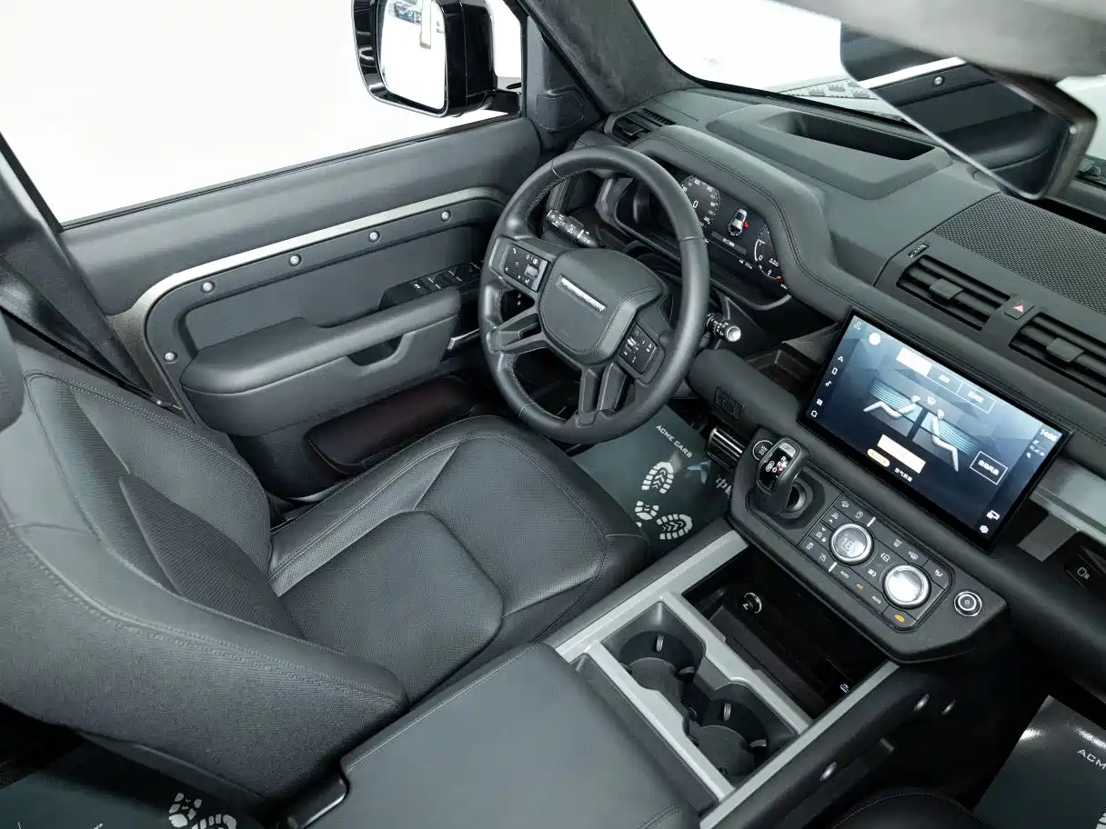 Фото 6 - Land Rover Defender