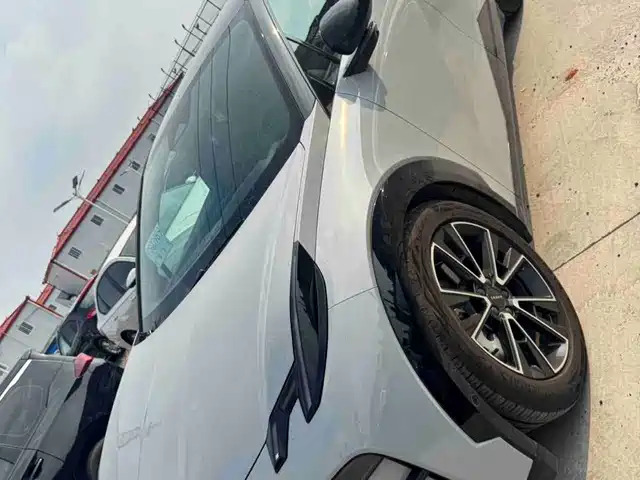 ZEEKR X 2023 AWD YOU Edition 4-Seater — фото 3