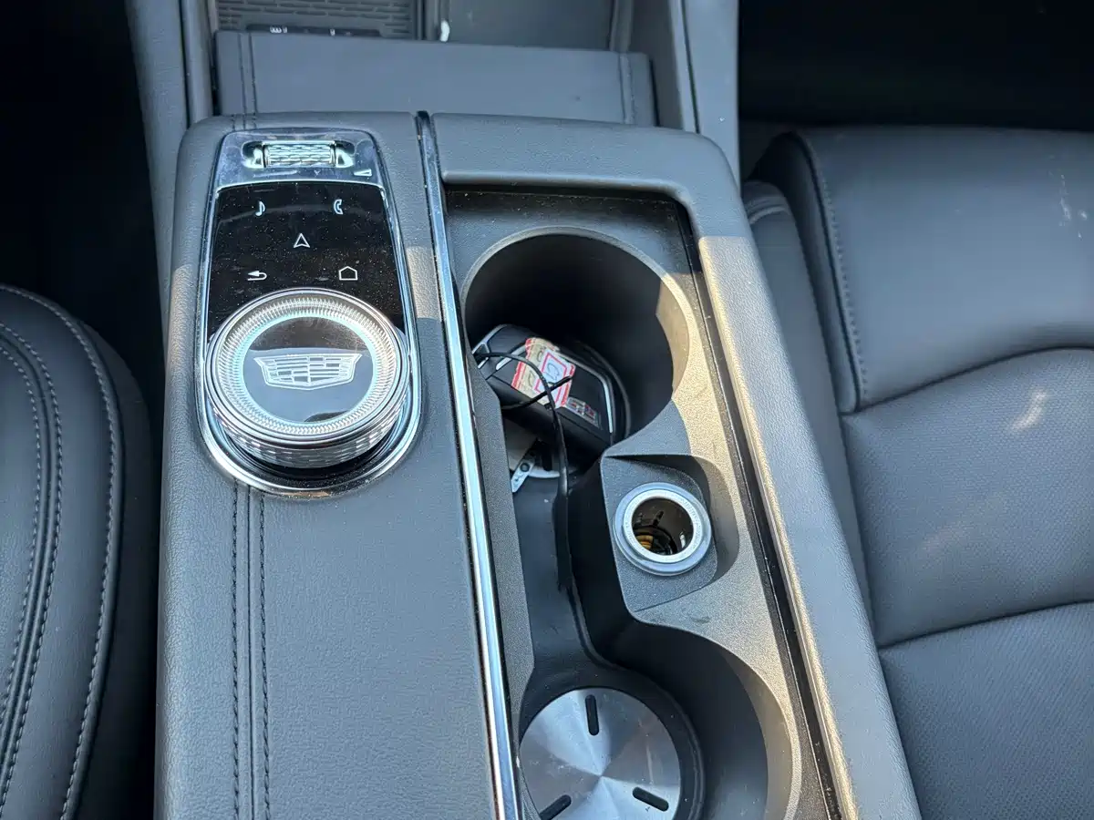 Cadillac CT6 2025 2023 28T Luxury Edition