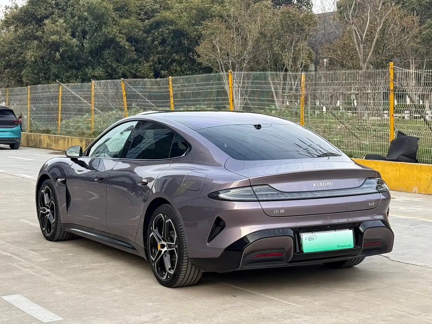 XIAOMI CAR XIAOMI SU7