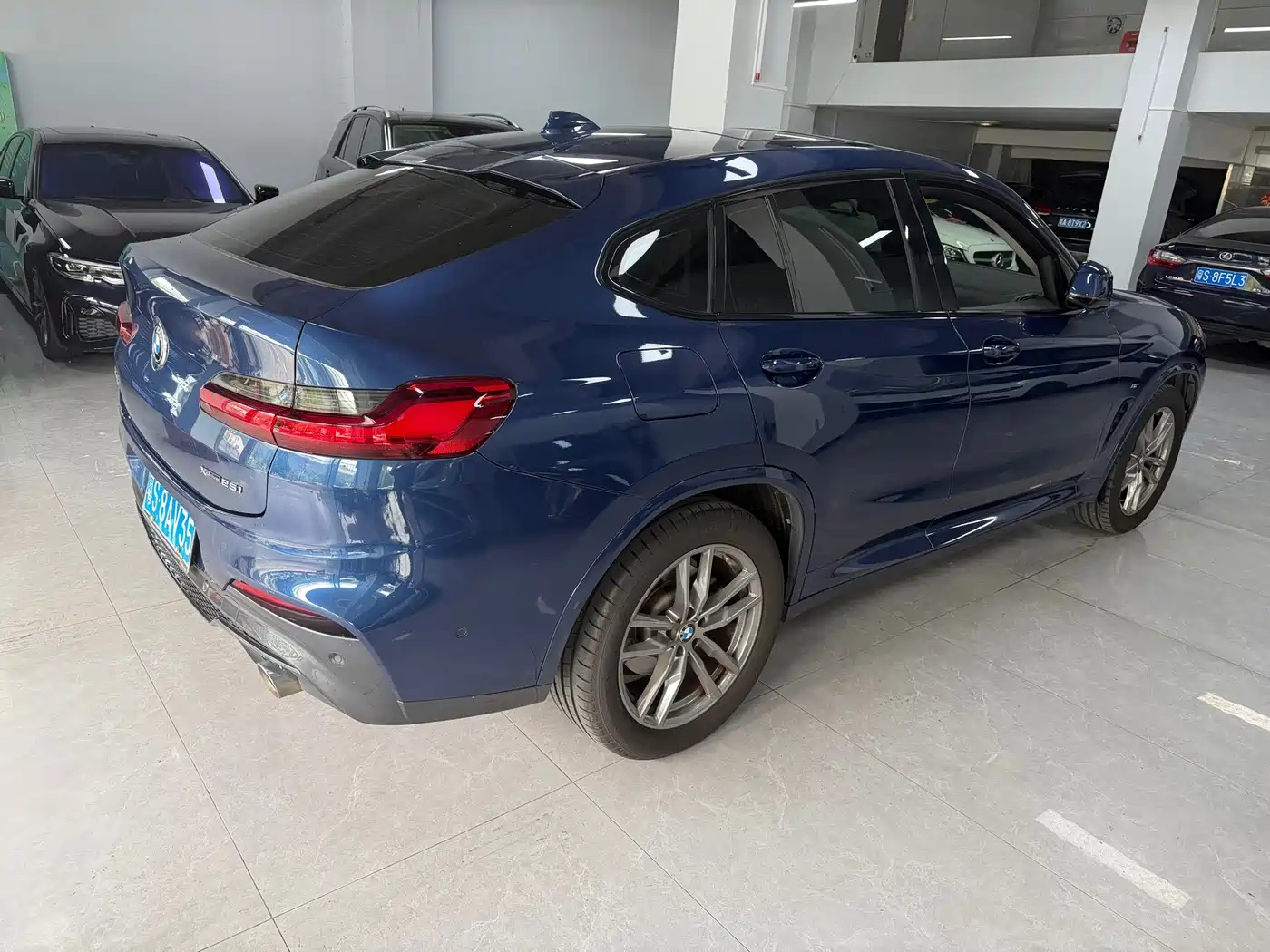 Photo 4 - BMW X4