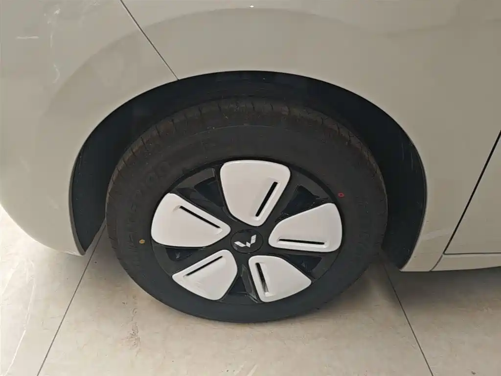 Фото 23 - Wuling Motors Hongguang MINIEV
