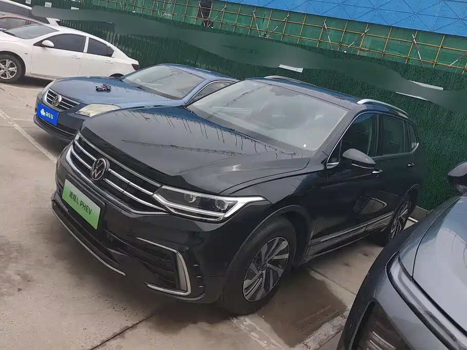 Volkswagen Tiguan L PHEV 2023