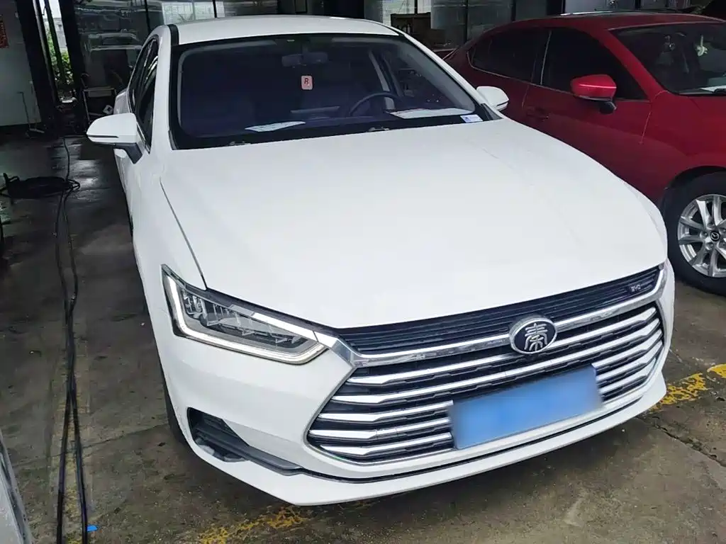 BYD Qin Pro 2020 2020 Surpass Edition 1.5TI Manual Luxury