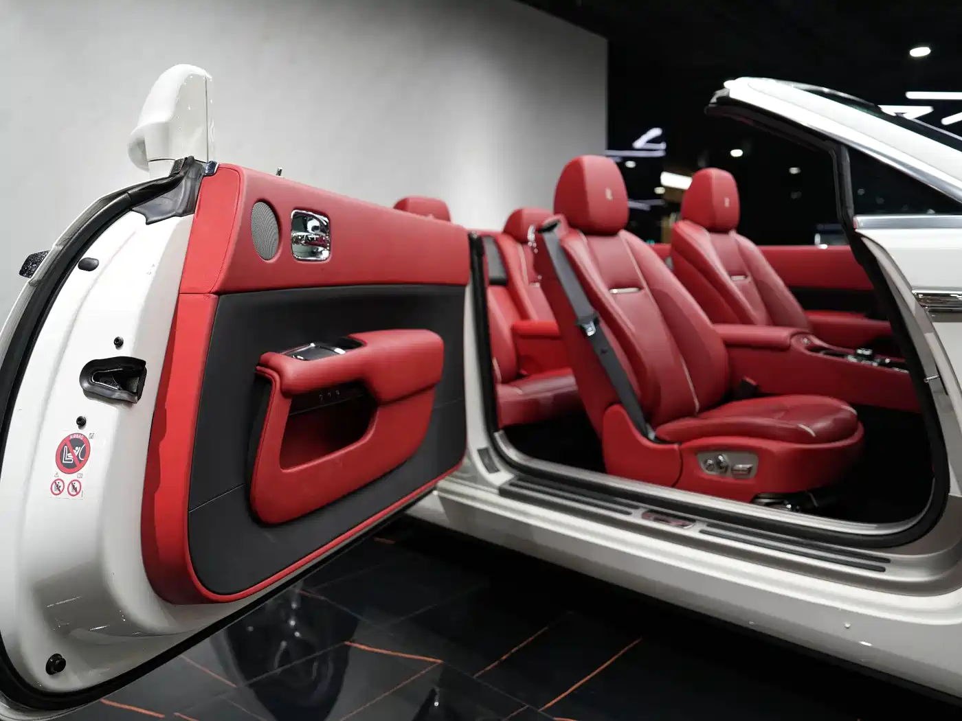 Rolls-Royce Dawn 2017 2015 6.6T Standard
