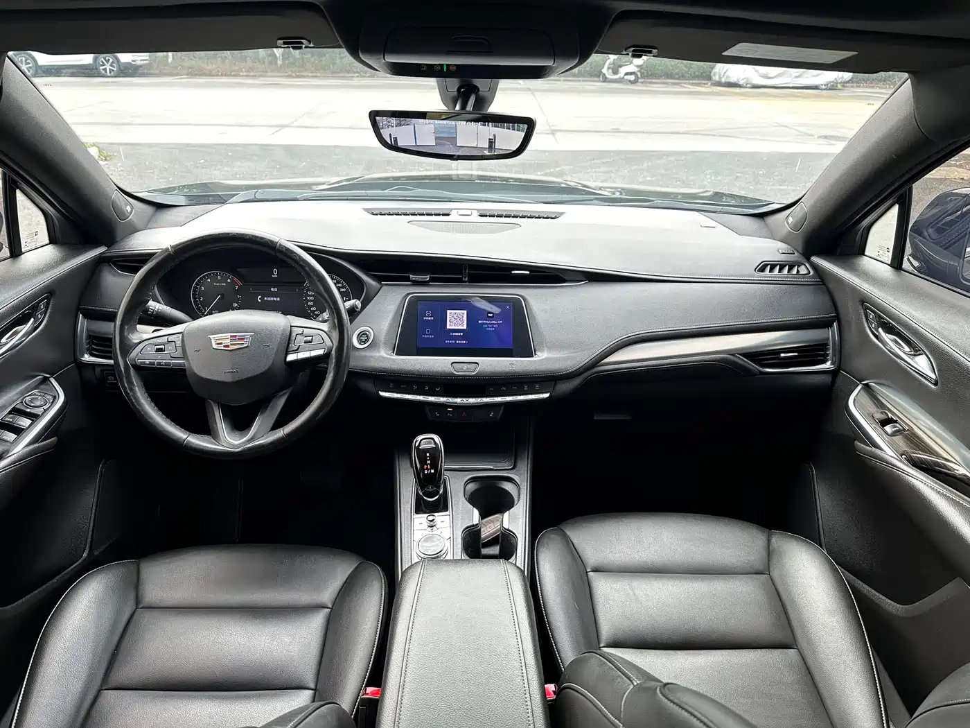 Cadillac XT4 2020 28T FWD Leading Trim фото 6