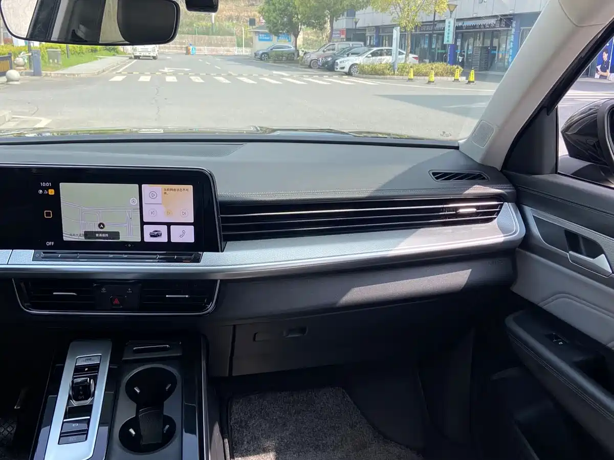 Volkswagen Talagon 2023 330TSI Luxury Touring Edition фото 14
