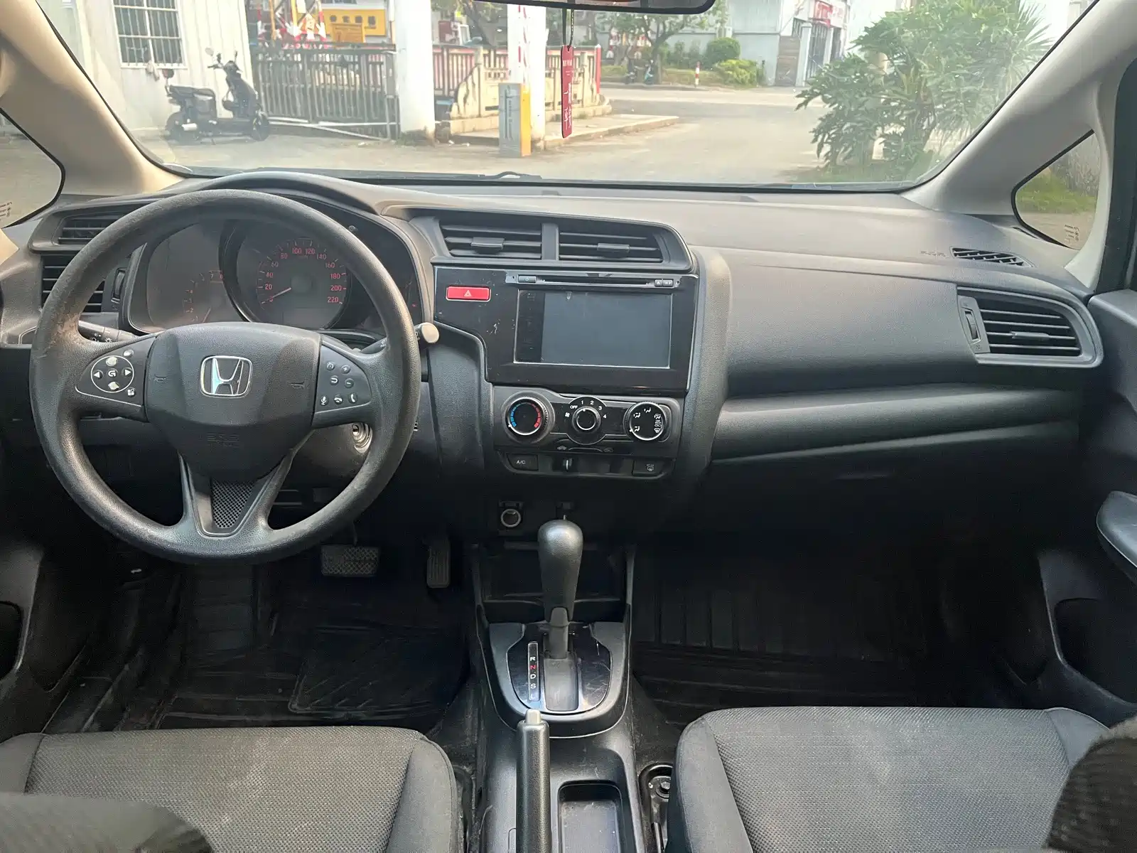 صورة 13 - Honda Fit