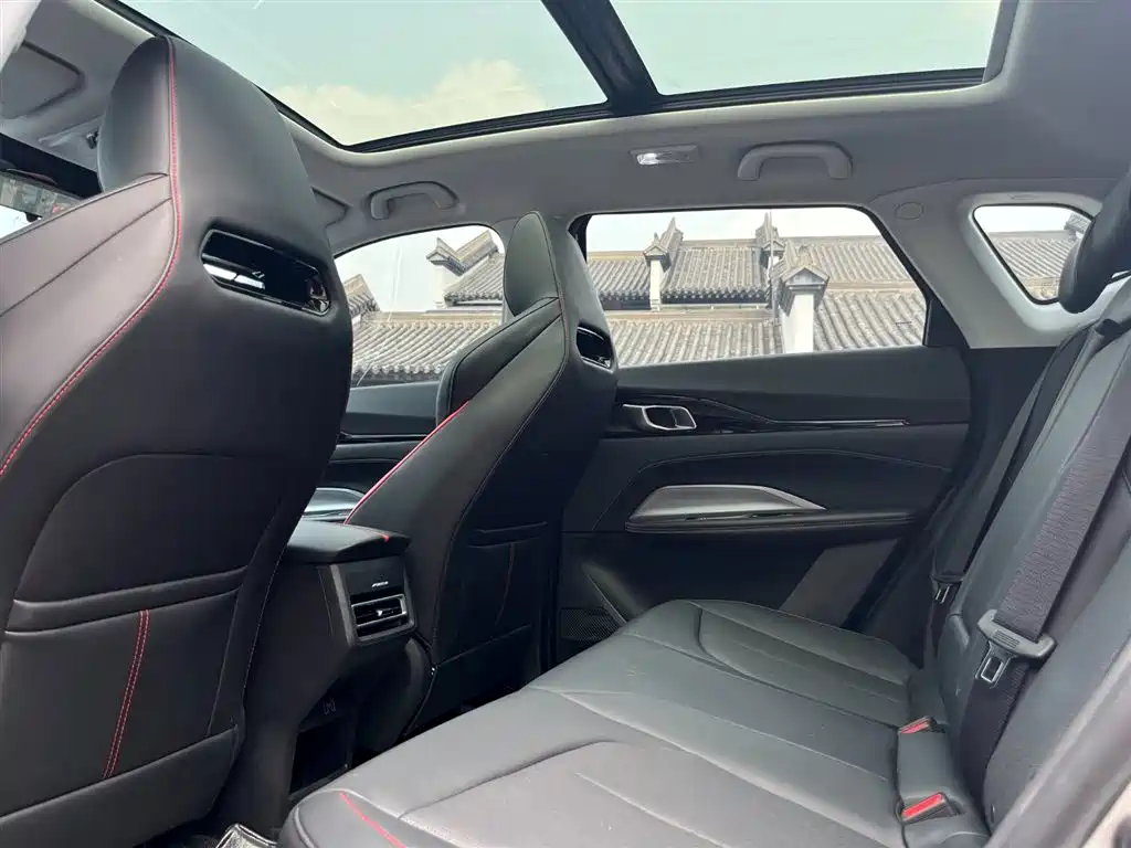 CHANGAN CHANGAN AUCHAN Z6