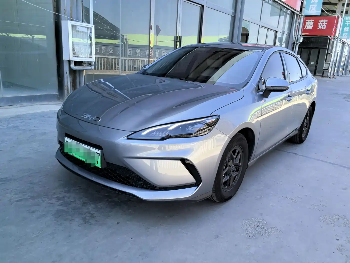 BYD Seal 05 DM-i 2025
