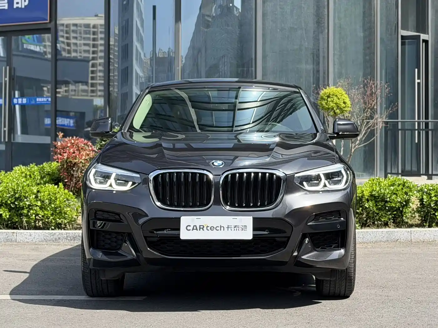 BMW X4 2021 xDrive 25i M Sport Package фото 2
