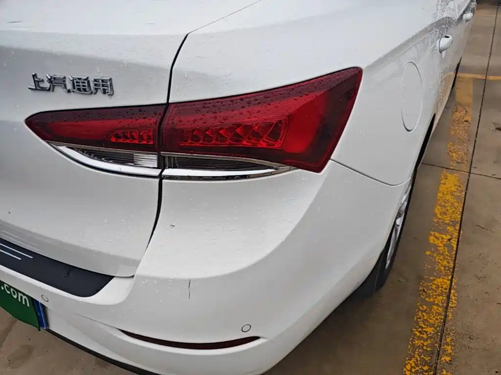 Фото 8 - Buick Excelle