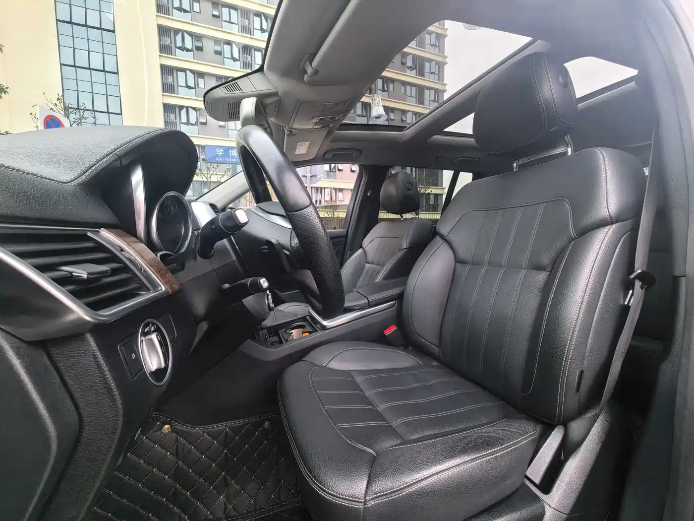 BAIC ORV Beijing Offroad BJ90 2016 3.0T Government Edition фото 4