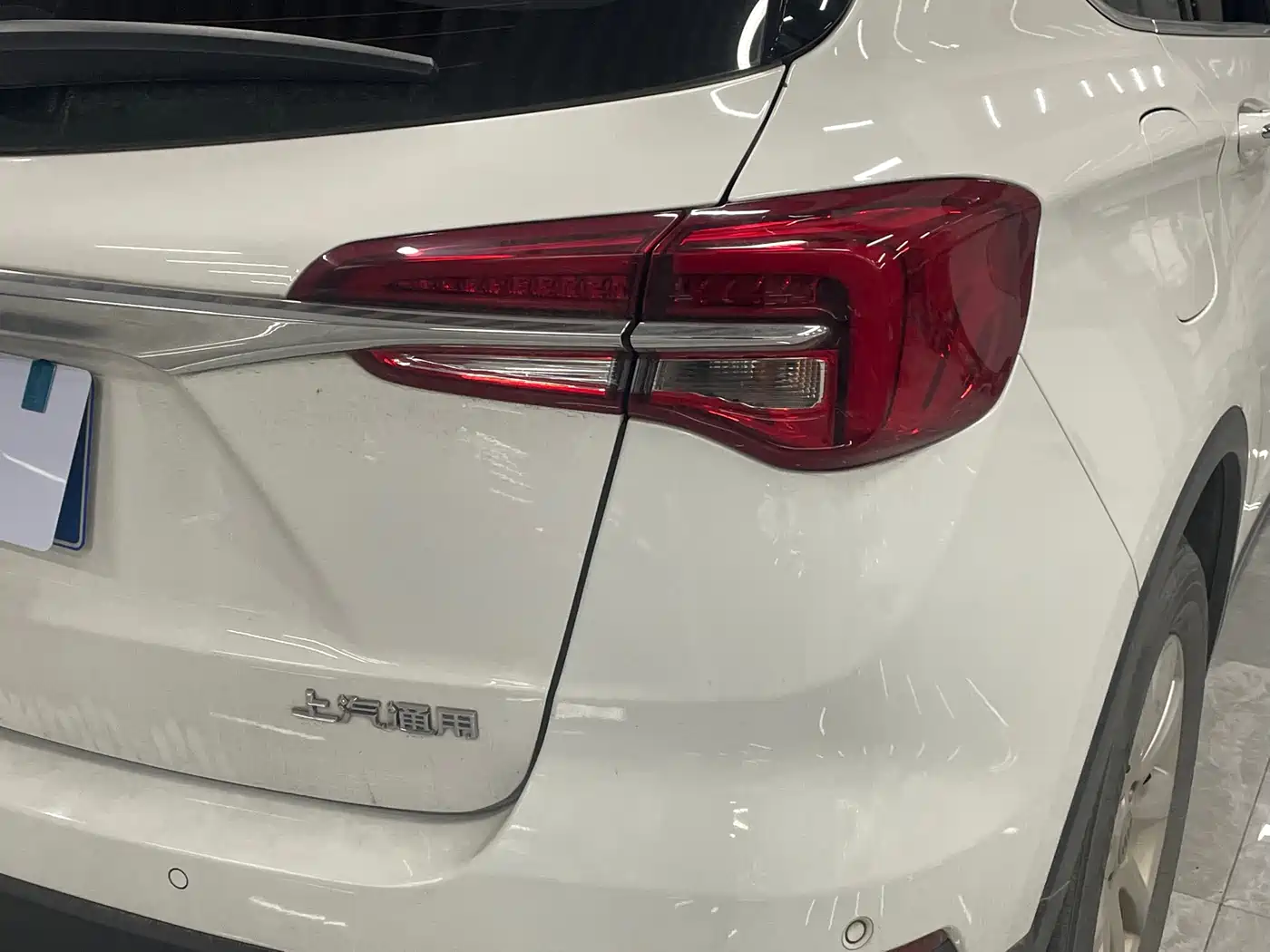 Buick Envision Plus 2020 20T FWD Leading фото 21