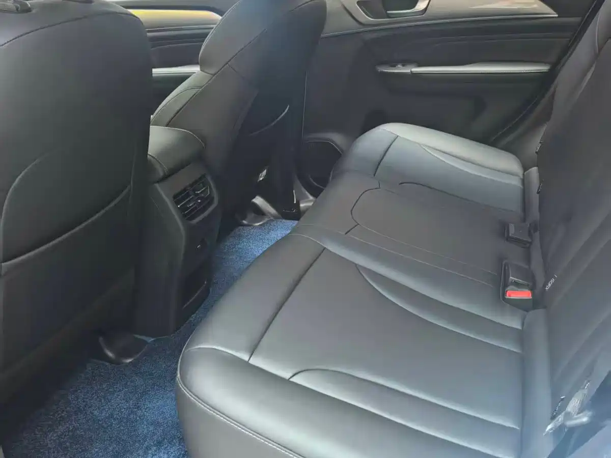 Haval M6 2023 2023 PLUS 1.5T DCT Luxury Smart Connect