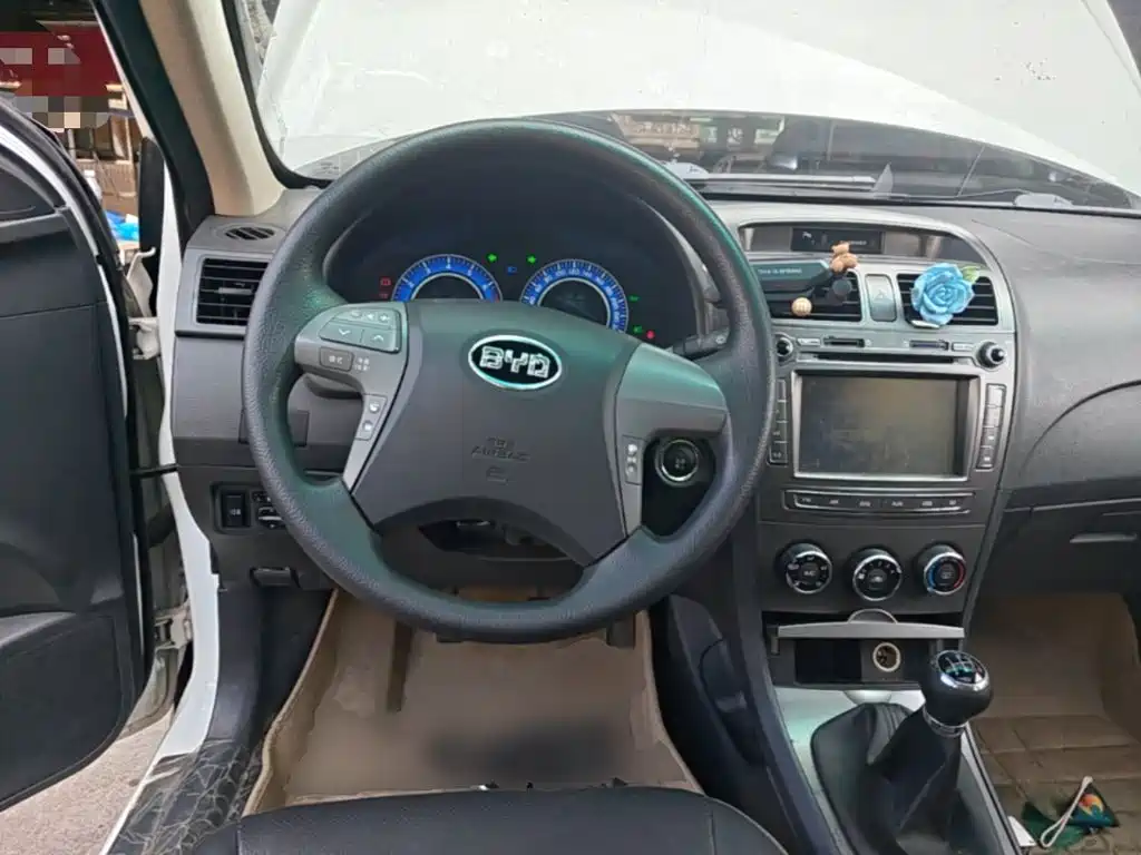 BYD L3 2014 2015 Energy-saving Edition 1.5L Manual Premium