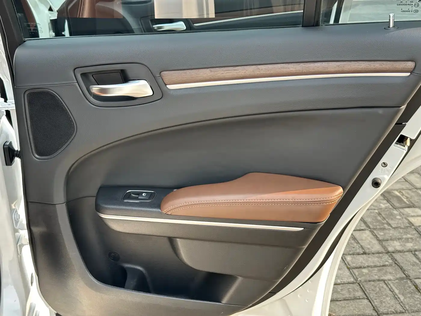 Chrysler 300C (Import) 2014 2014 3.0L Excellence Edition