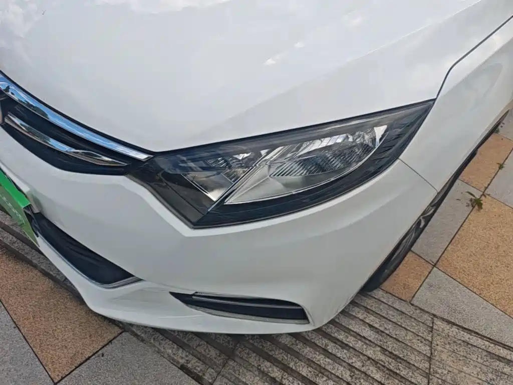 Changan Eado XT 2017 2016 1.6L Manual Stylish Cool Edition