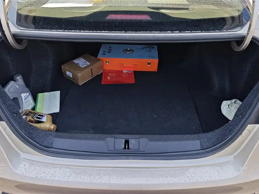 GEELY AUTOMOBILE EMGRAND