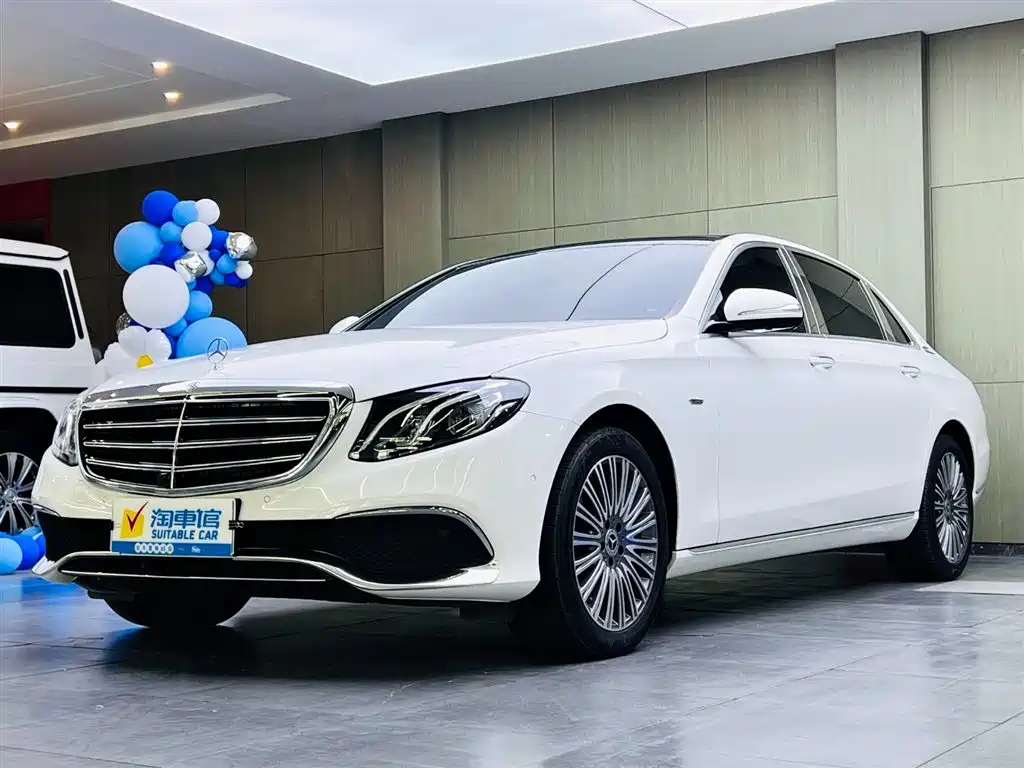 Mercedes-Benz E-Class 2020 E 300 L Fashion
