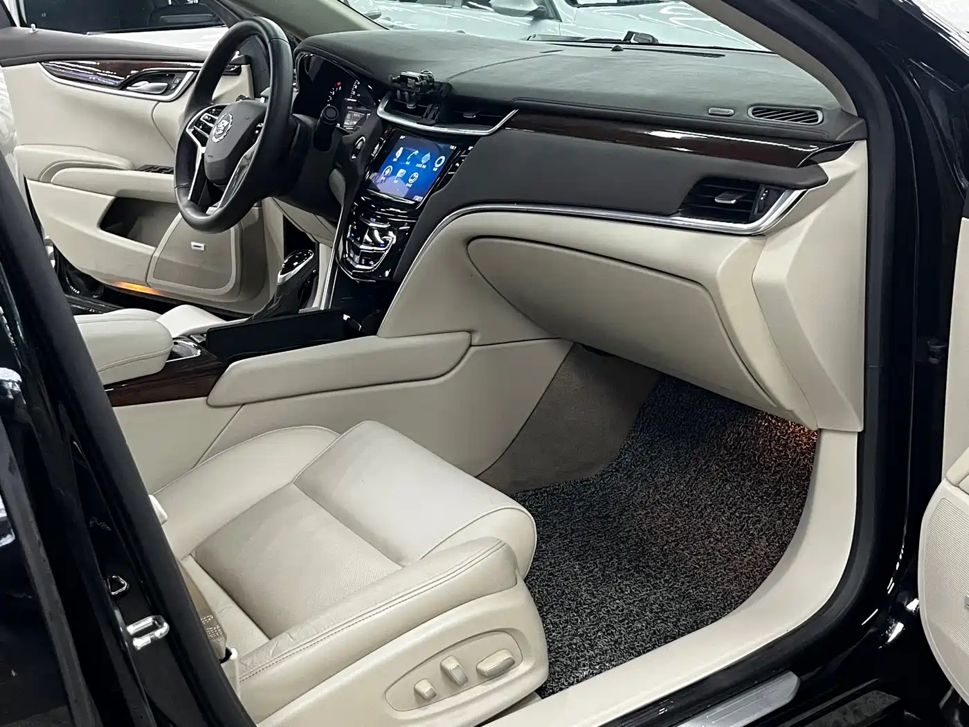 Cadillac XTS 2015 2015 28T Elite