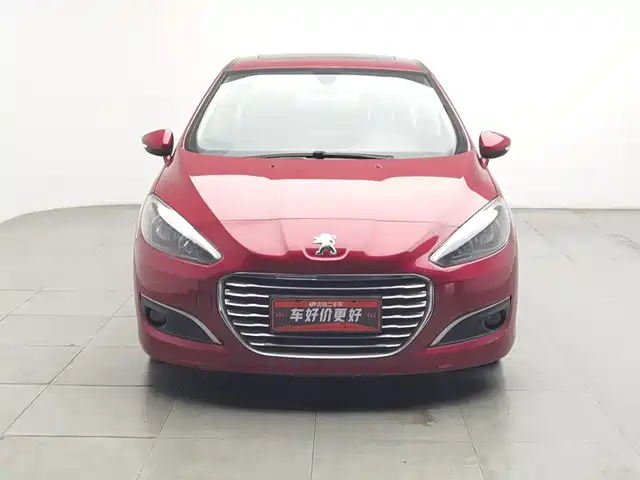 Peugeot 308 2014 Model Joy Edition Classic 1.6L Automatic Trend Style — фото 3