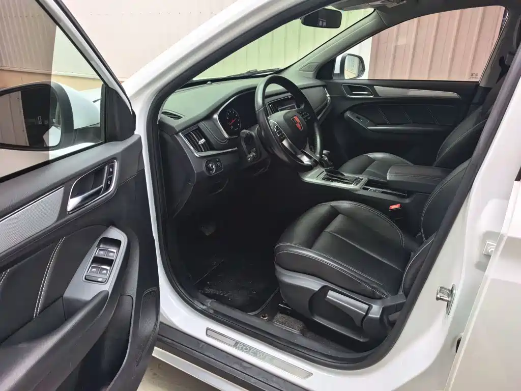 Фото 9 - Roewe RX5