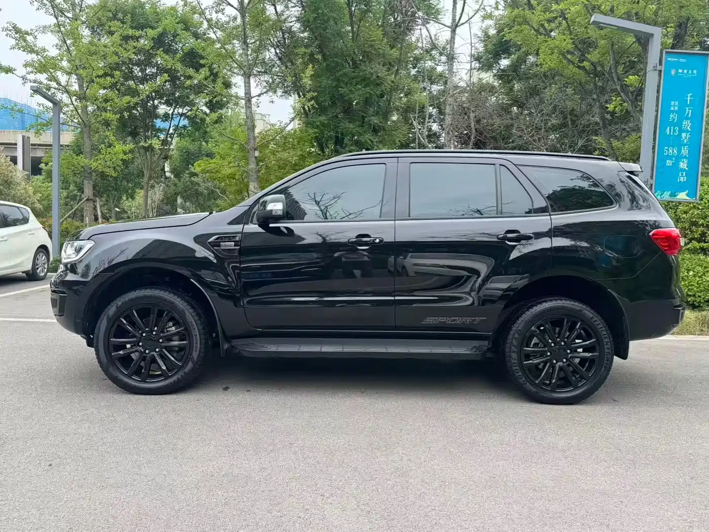 Ford Everest 2020 Sport Edition 2.3T Gasoline Automatic AWD Flagship 7-Seater фото 4