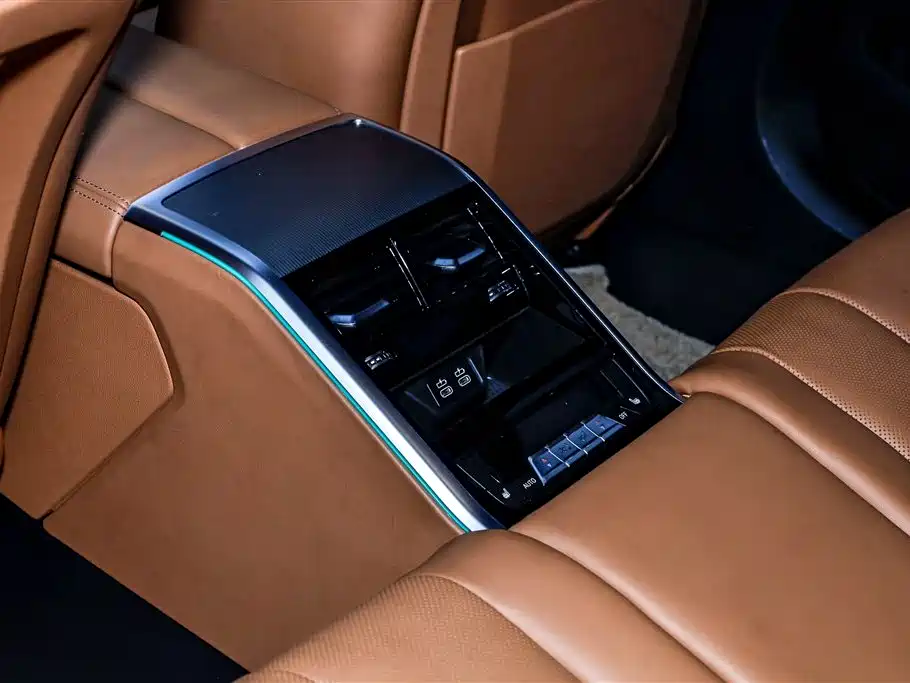 BMW 8 Series 2021 Facelift 840i 4-Door Gran Coupe M Sport Package фото 25