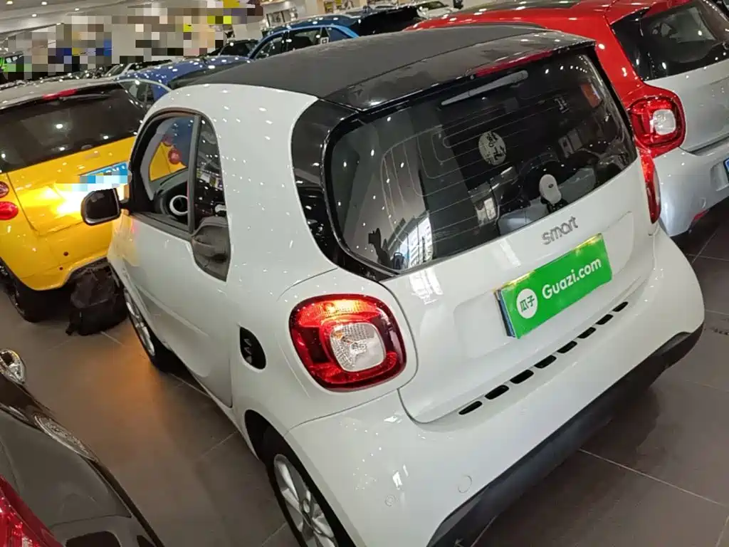 smart fortwo 2018 2018 1.0L 52kW Hardtop Agile Edition China V