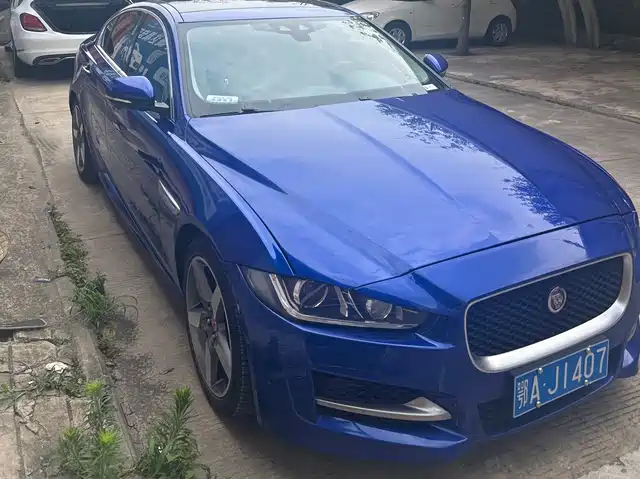  Jaguar Jaguar XE 2018 2.0T 250PS 2WD R-Sport