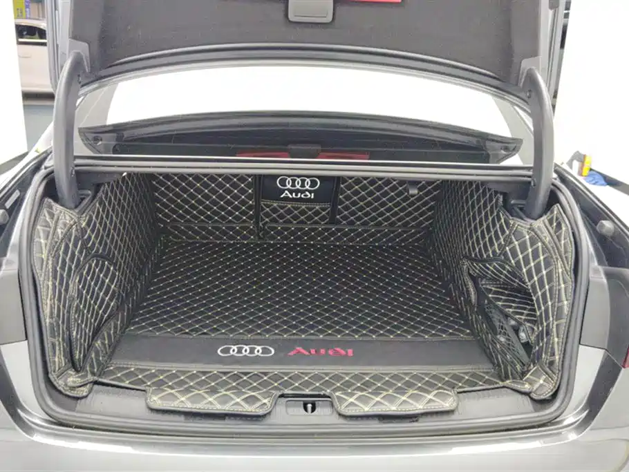 Audi A4L 2020 40 TFSI Luxury Dynamic фото 4