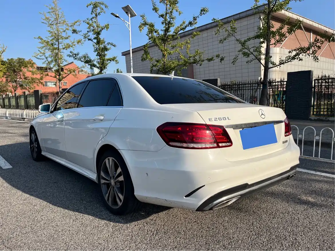 Mercedes-Benz E-Class 2014 Facelift E 260 L Sport фото 6