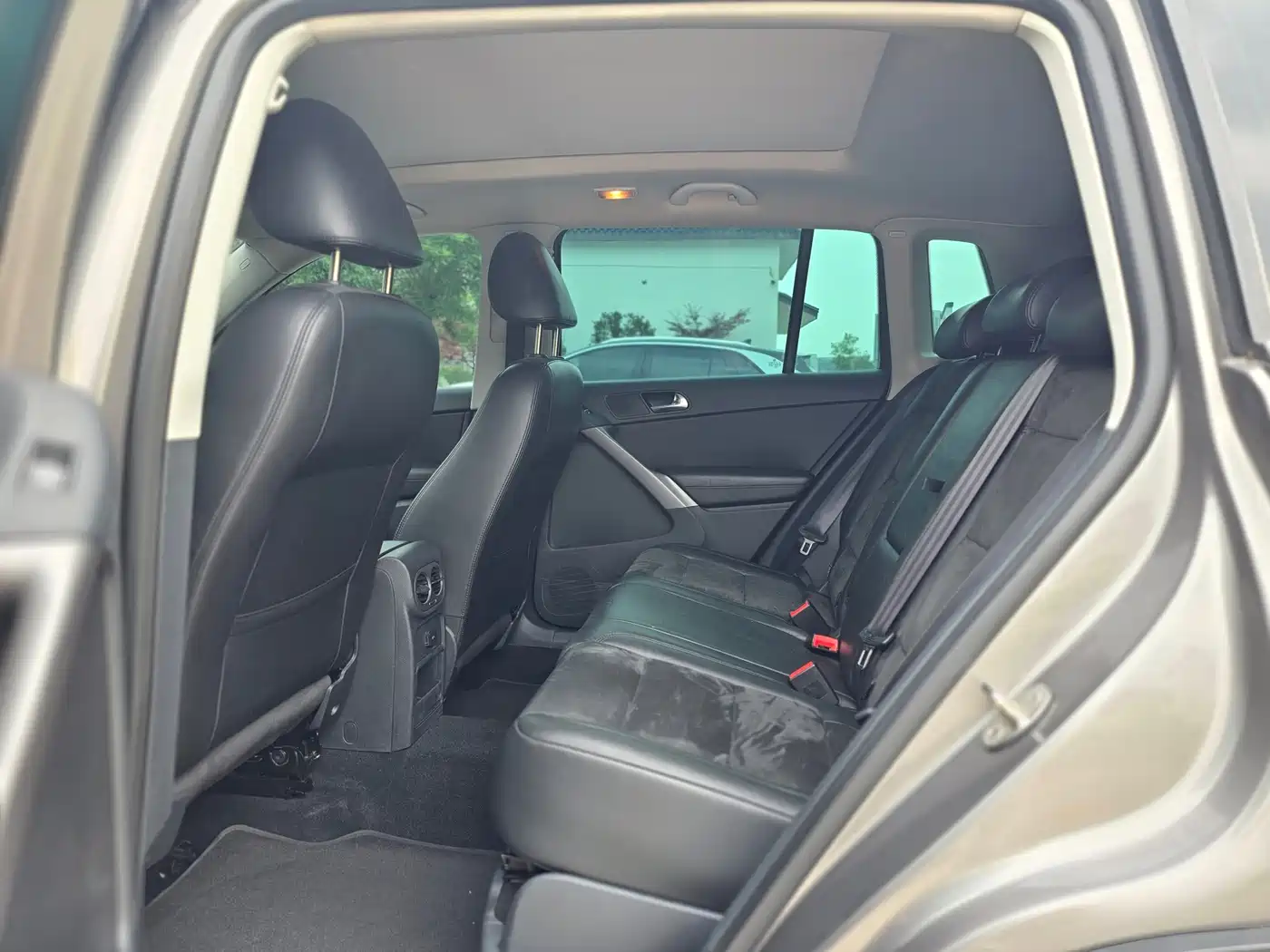 Volkswagen Tiguan 2010 2.0TSI Automatic AWD Flagship фото 6