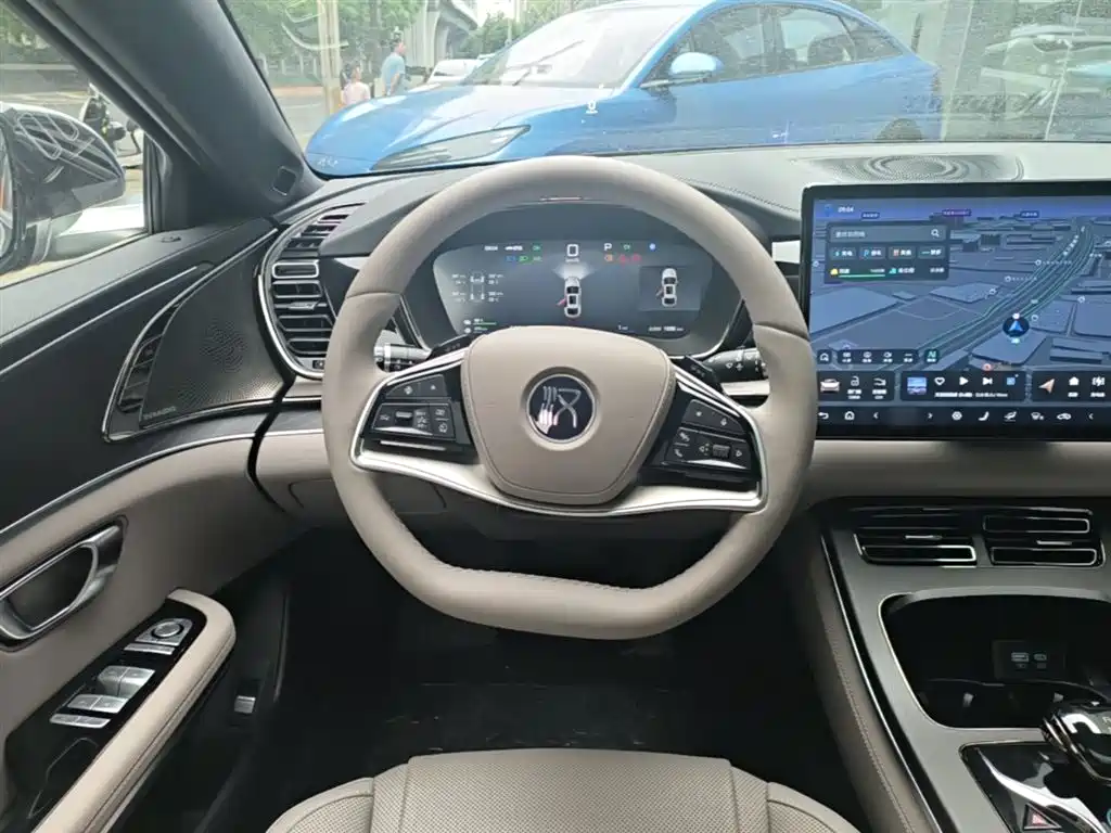 BYD Han 2025 DM-i Smart Driving Edition 125KM Comfort фото 11