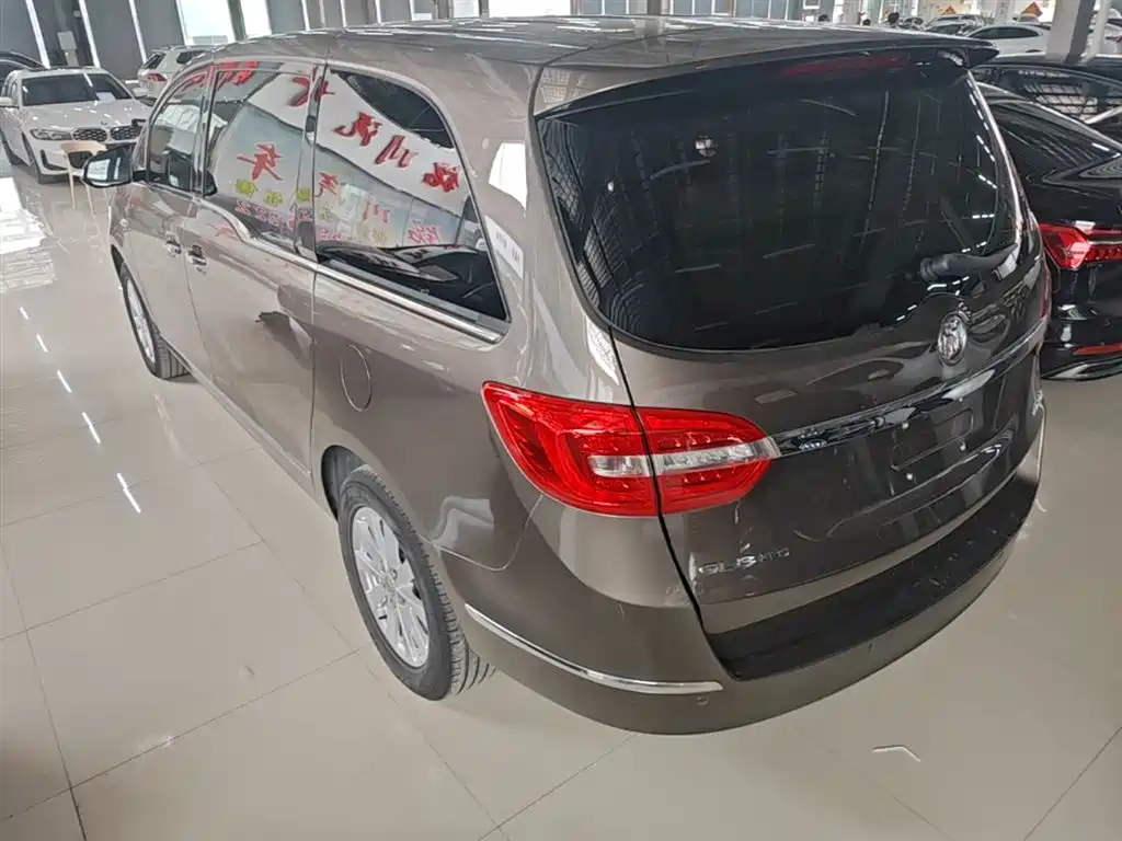 Buick GL8 2017 25S Luxury China V фото 5